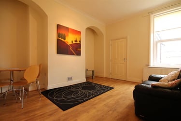 3 bed flat, Fairfield Road, Jesmond, Newcastle, NE23BY - Image 1